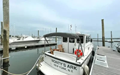What to Expect on a Dock and Dine Excursion Aboard Monty’s Ark