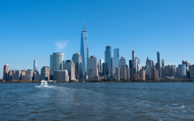 What to Expect on a Manhattan Skyline Private Boat Tour Aboard Monty’s Ark Adventures